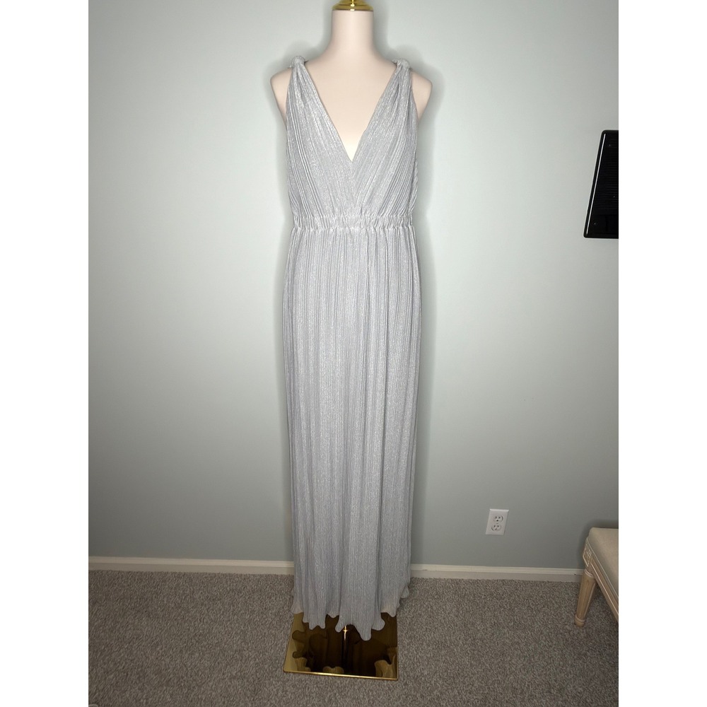 Halston Heritage Silver Metallic Plisse Maxi Dress Knot Shoulder Sz 10